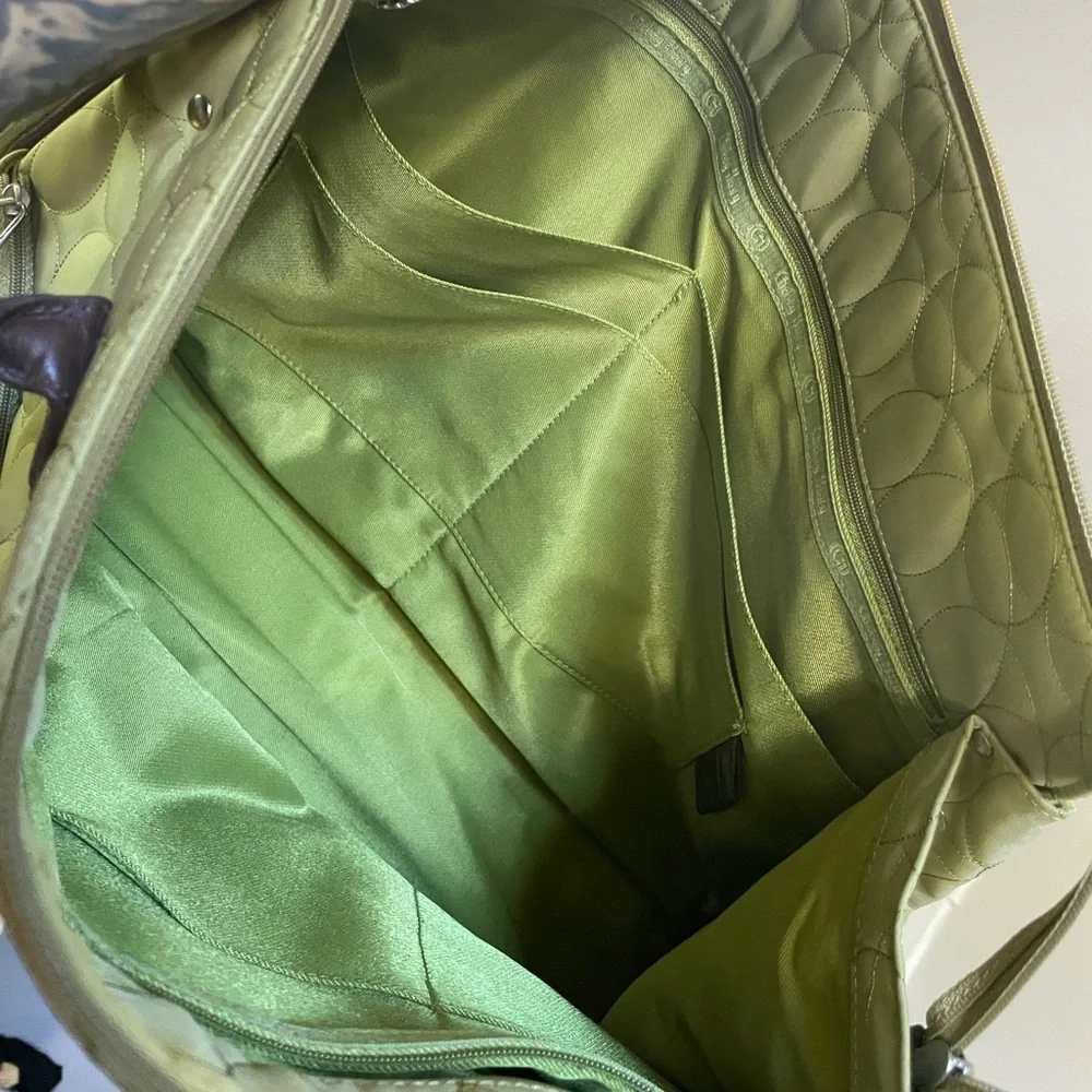 Chelsey Henry Quilted Laptop Tote Bag – Green with Brown Trim | Like new